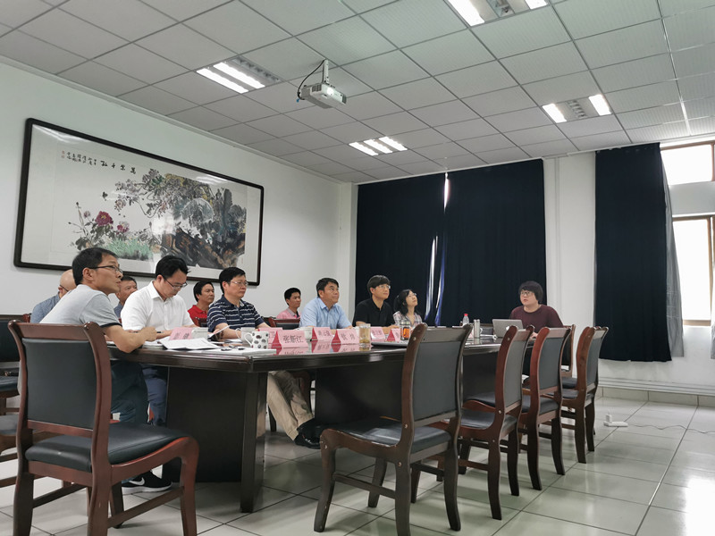校领导到艺术学院专题调研学术型硕士点申报工作1_副本.jpg