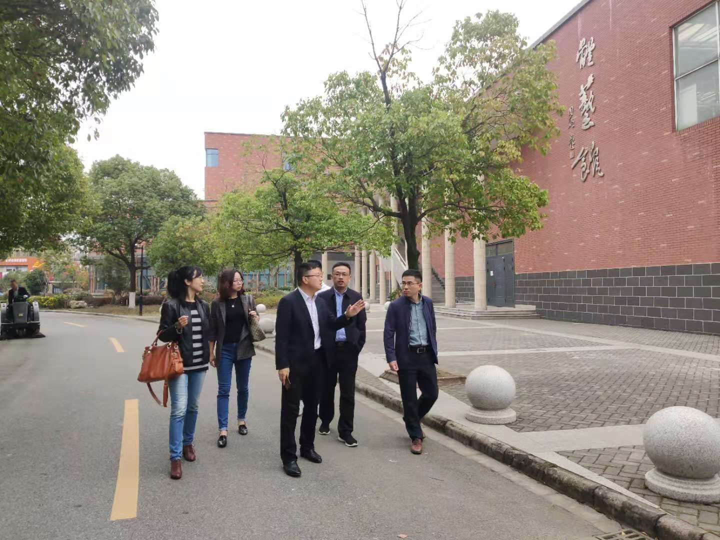 微信图片1.jpg 微信图片1.jpg